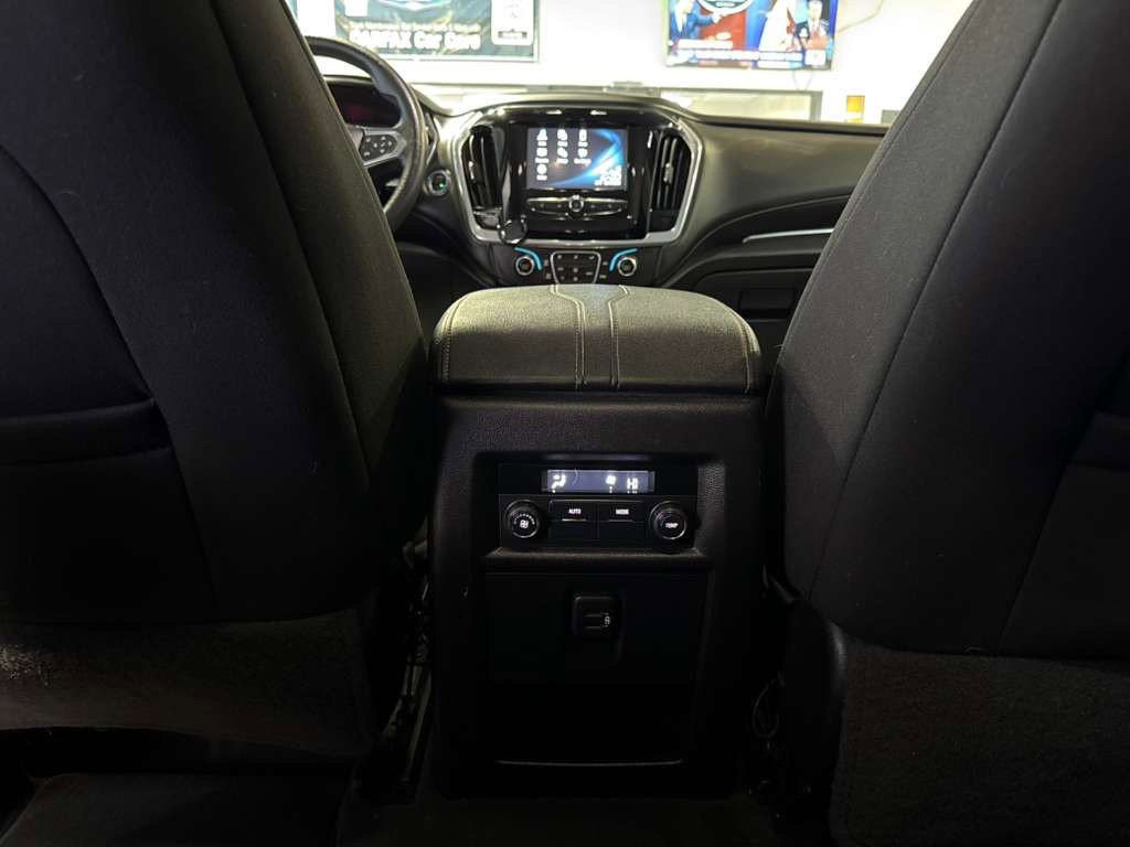 Used 2018 Chevrolet Traverse LS image 37