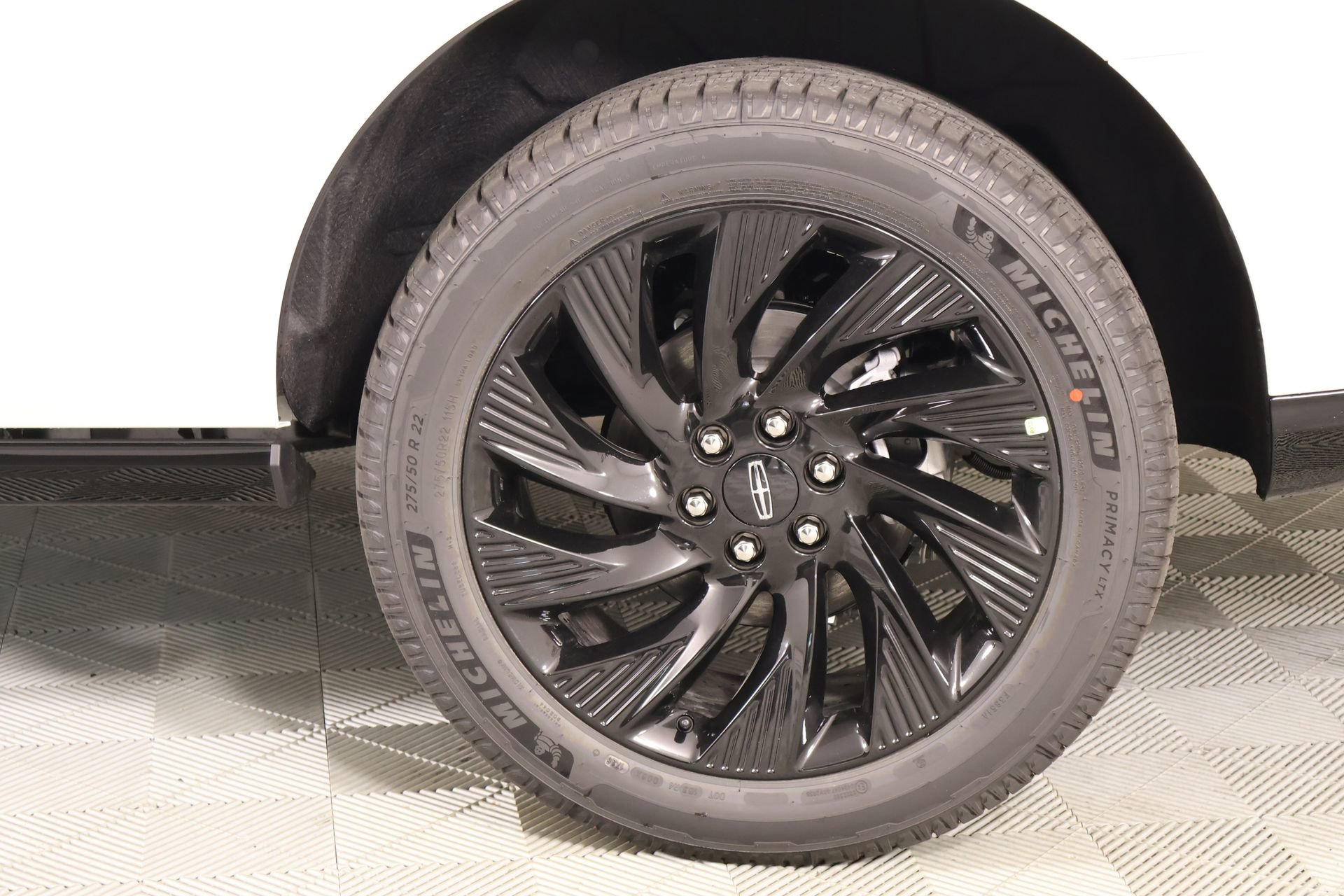New 2026 Lincoln Navigator Reserve w/ Jet Appearance Package AWD/4WD image 21