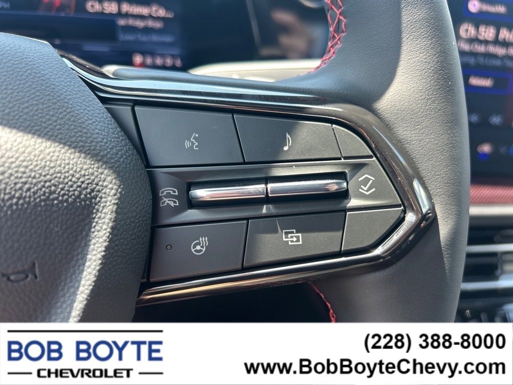 New 2026 Chevrolet Traverse RS w/ LPO, Floor Liner Package image 12