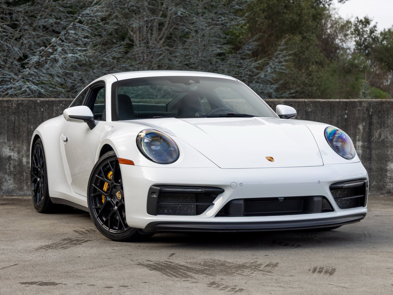 Used 2024 Porsche 911 Carrera GTS image 6