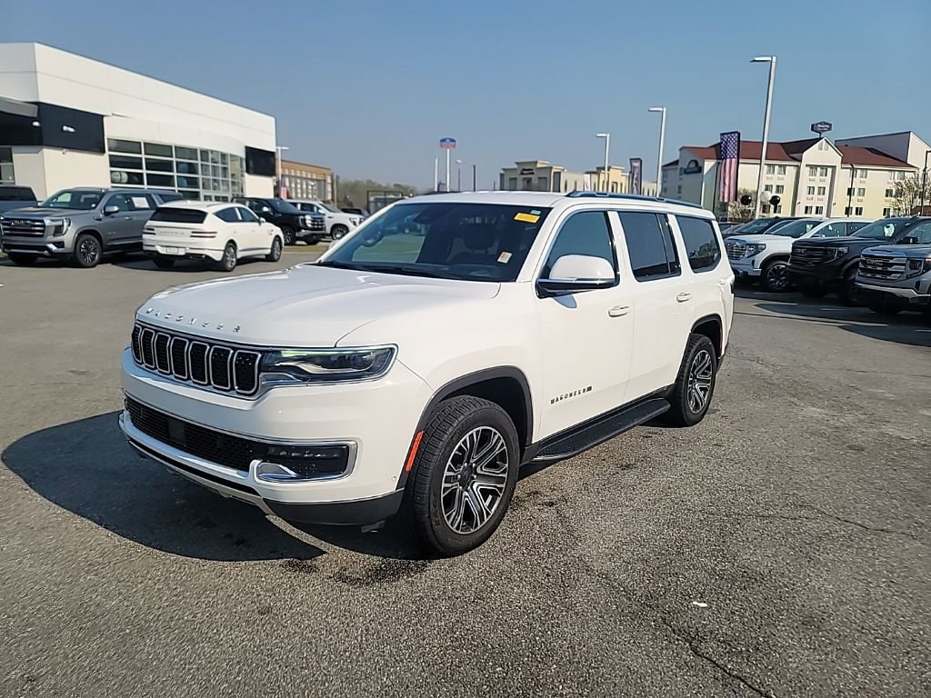 Used 2022 Jeep Wagoneer Series III w/ Flexible Seating Group image 3