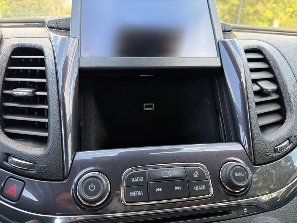 Used 2015 Chevrolet Impala LTZ FWD image 11