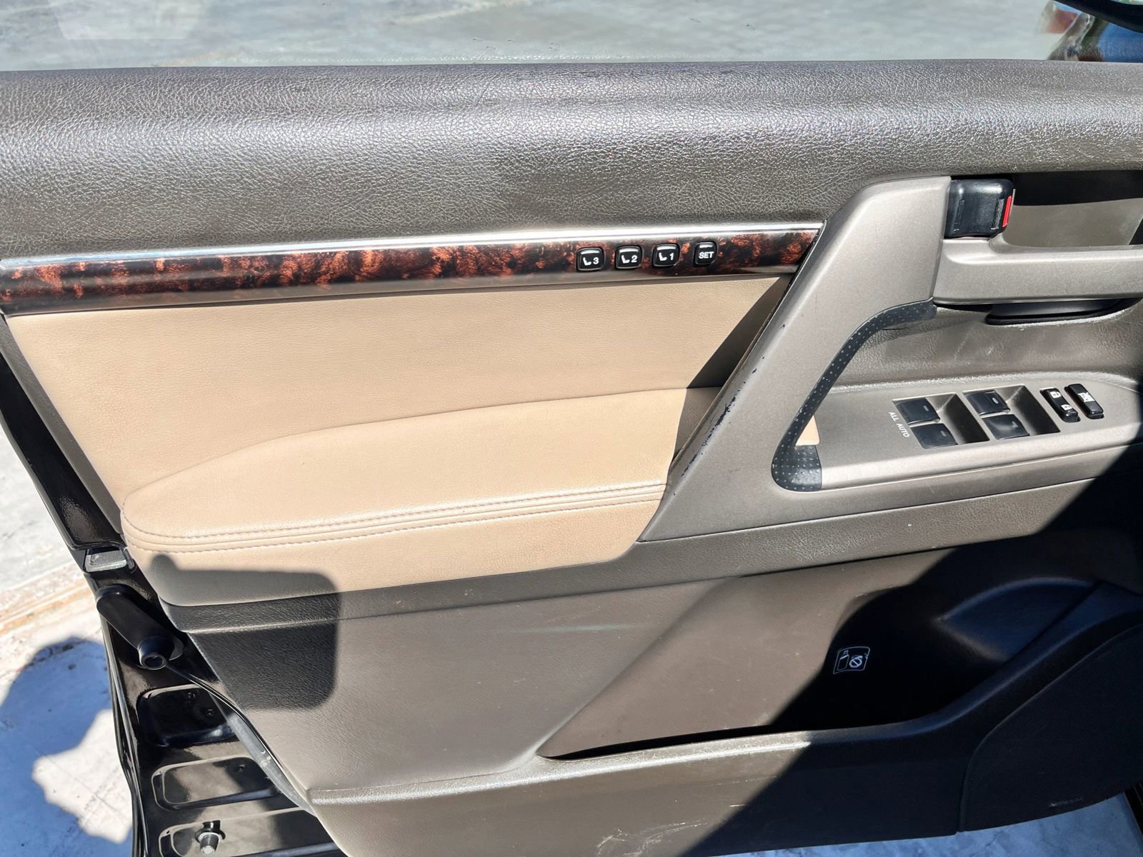 Used 2008 Toyota Land Cruiser image 9