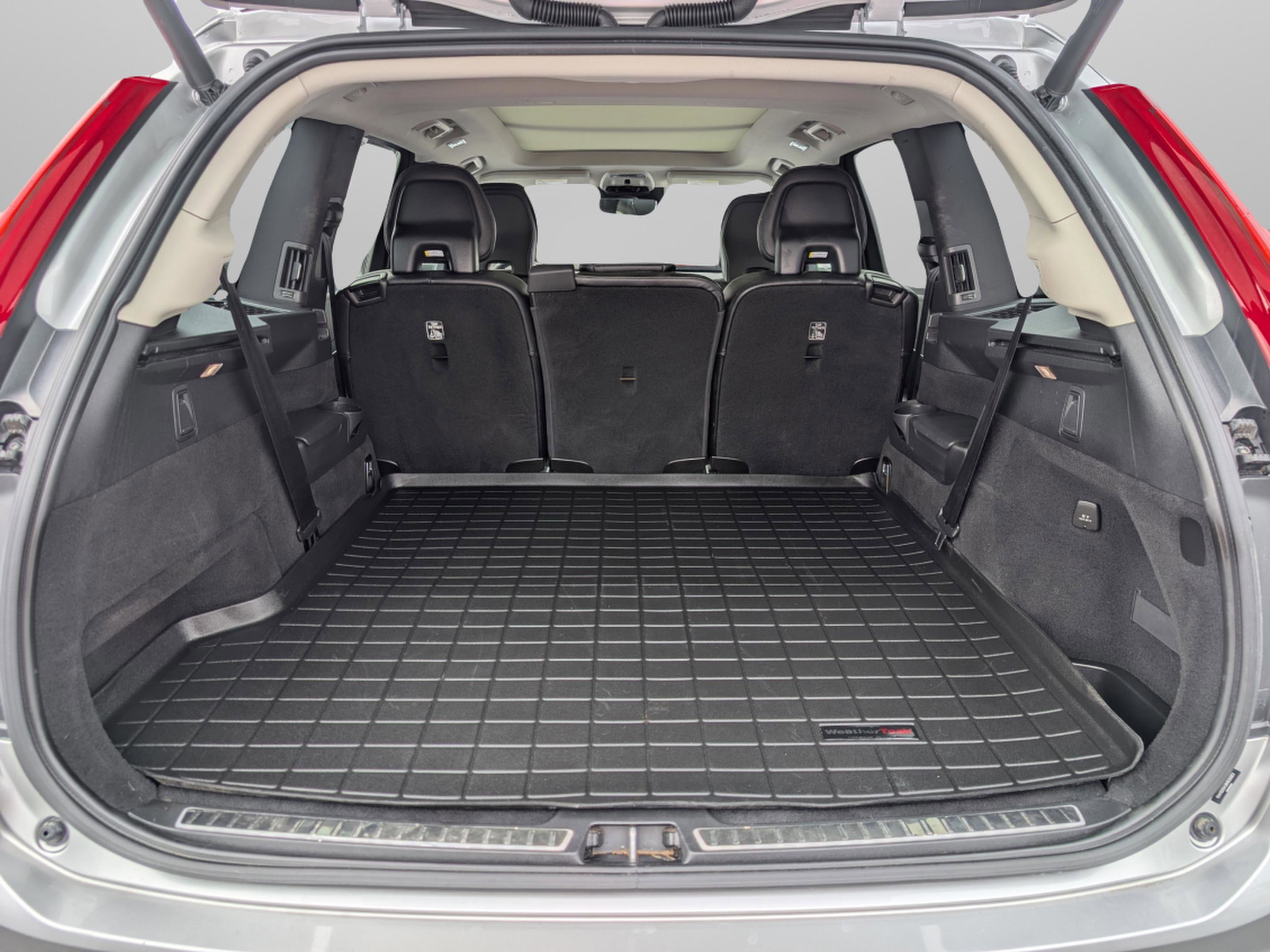 Used 2022 Volvo XC90 T5 Momentum image 28