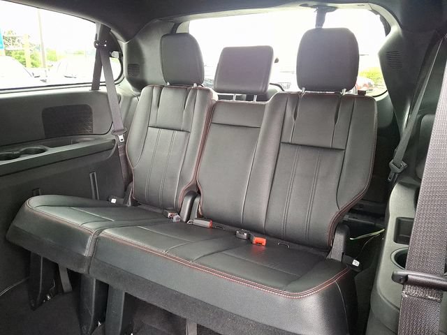 Used 2020 Dodge Grand Caravan GT FWD image 11