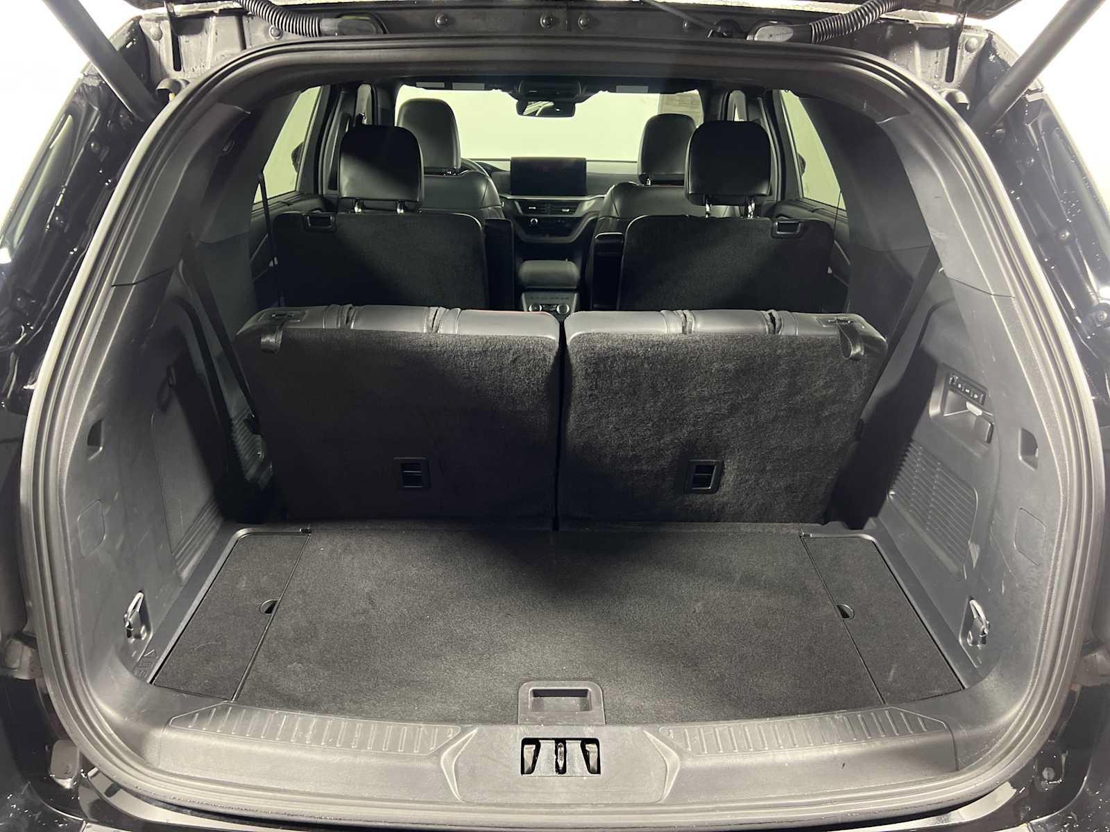 Used 2025 Ford Explorer ST AWD/4WD image 19