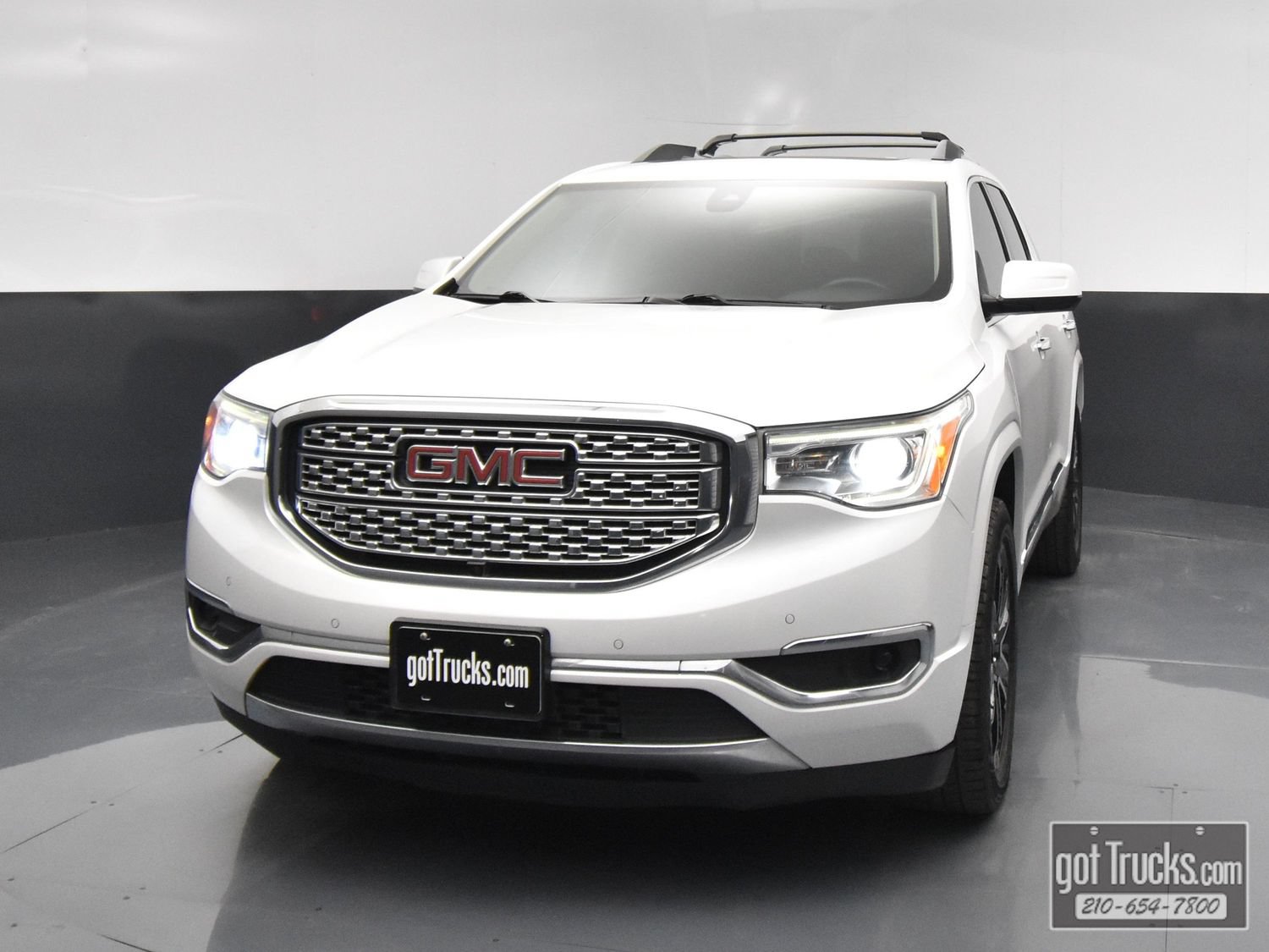 Used 2017 GMC Acadia Denali w/ Technology Package FWD image 48