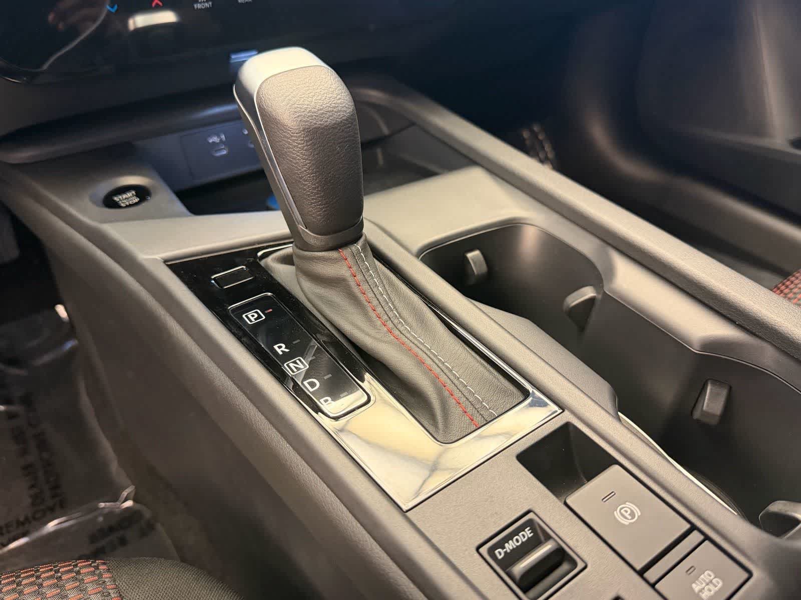 New 2027 Nissan Sentra SR w/ Floor Mat Package FWD image 15