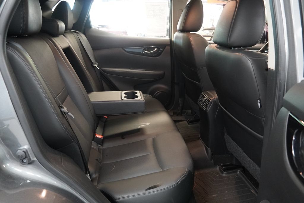 Used 2019 Nissan Rogue Sport SL w/ Premium Package AWD/4WD image 29