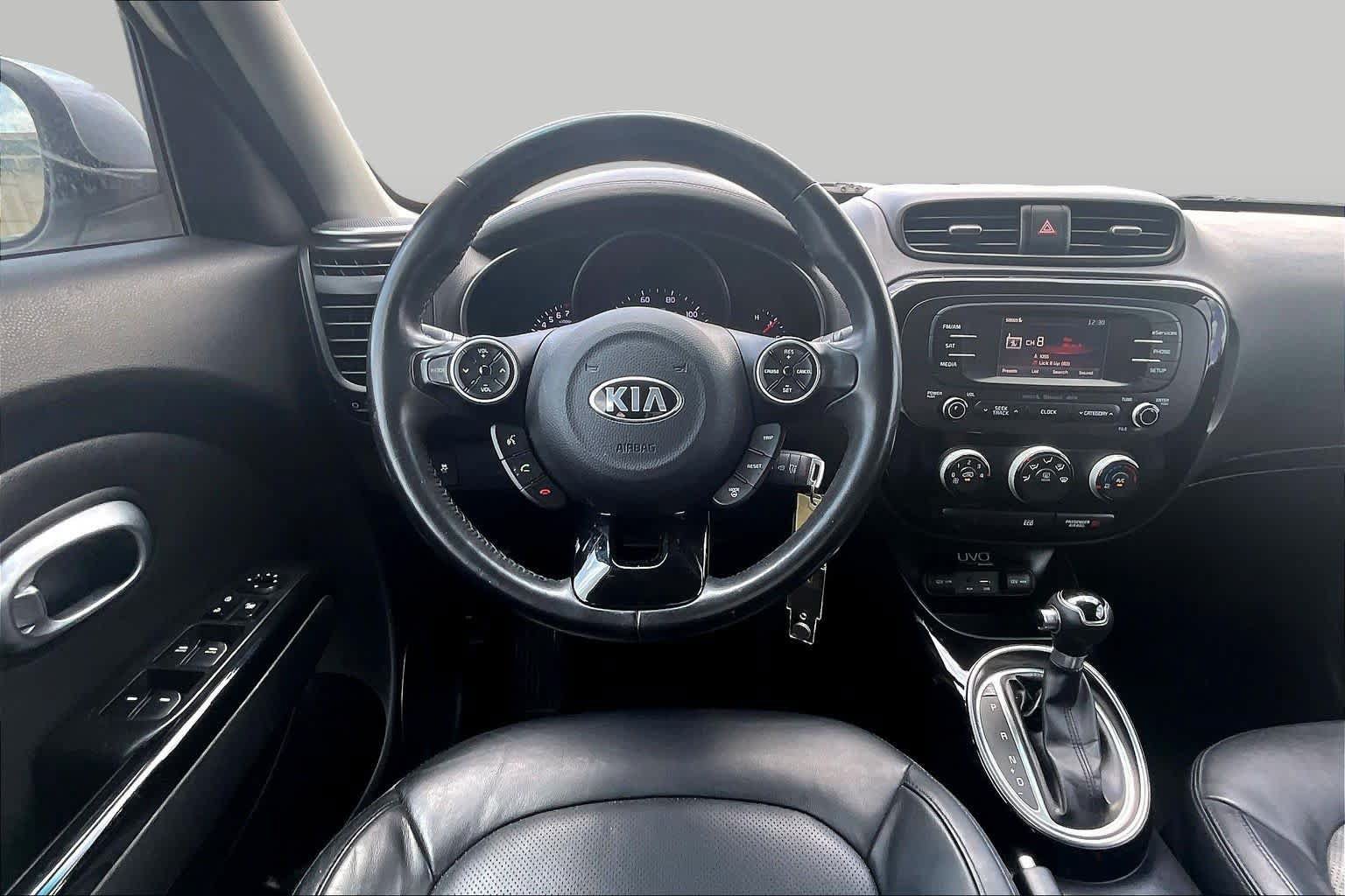 Used 2016 Kia Soul ! FWD image 6