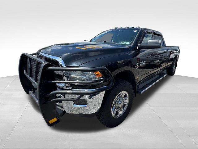 Used 2017 RAM 3500 Tradesman w/ Chrome Appearance Group AWD/4WD image 2