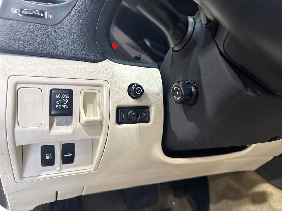 Used 2010 Lexus IS 250C image 64