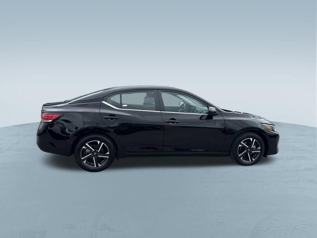Used 2025 Nissan Sentra SV FWD image 9