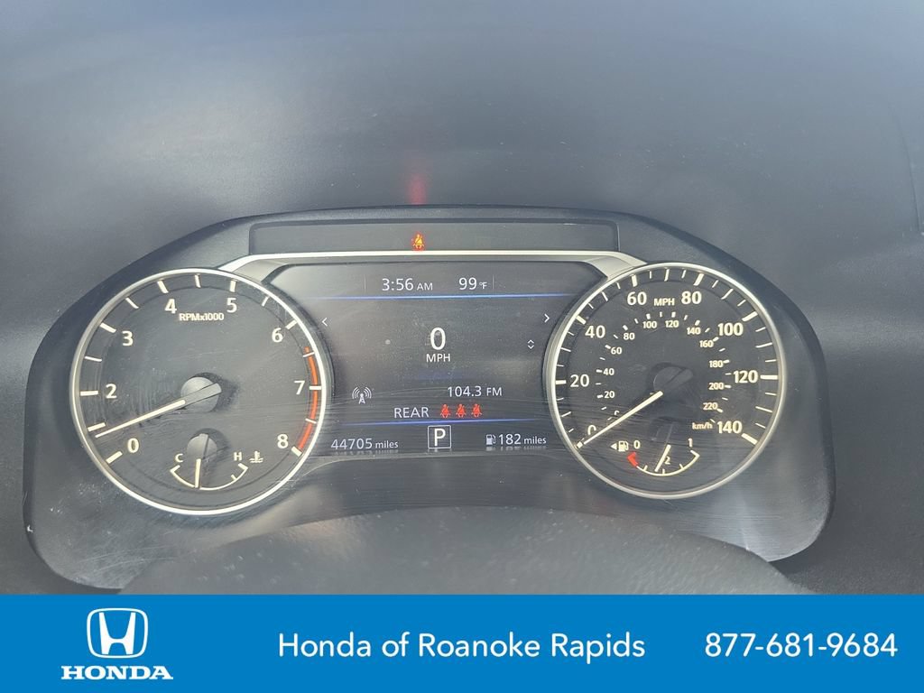 Used 2023 Nissan Altima 2.5 SV FWD image 14