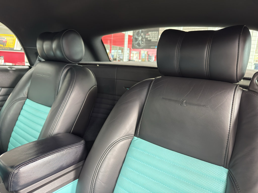 Used 2002 Ford Thunderbird image 23