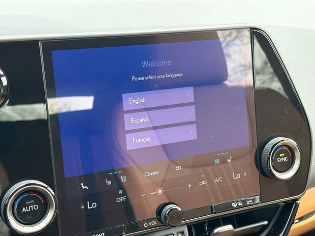 Used 2025 Lexus NX 250 FWD w/ Towing Package (2000 Lbs) image 31