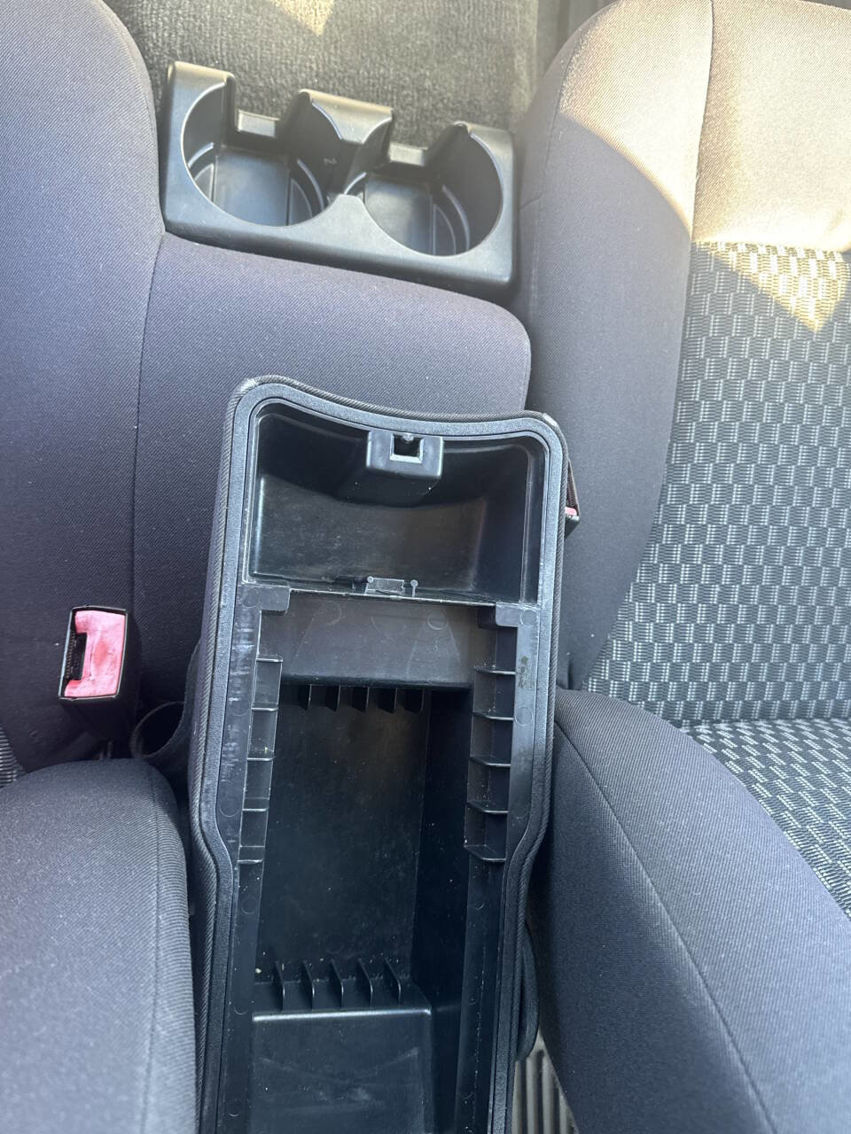 Used 2011 Chevrolet Colorado W/T image 29