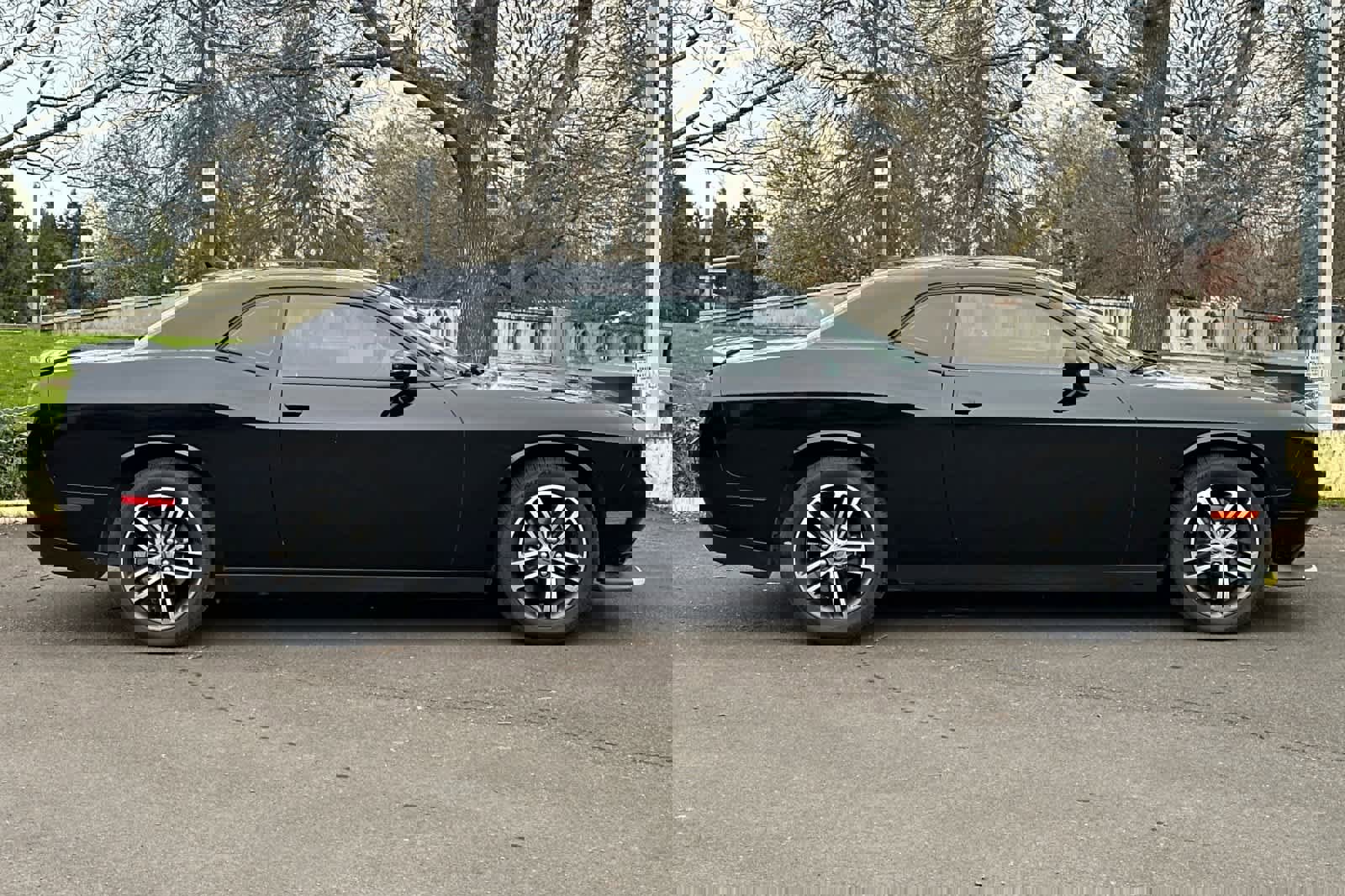 Used 2019 Dodge Challenger GT w/ Plus Package image 8