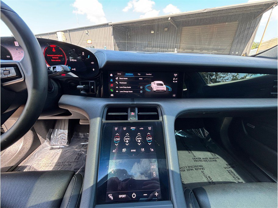 Used 2020 Porsche Taycan 4S w/ Premium Package AWD/4WD image 11