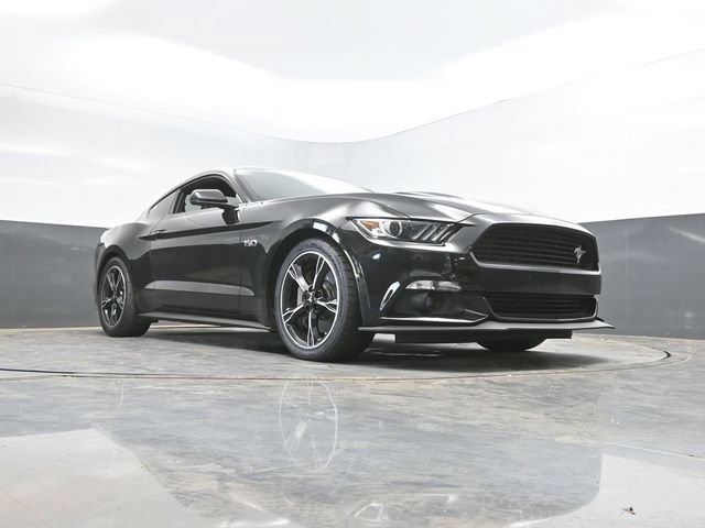 Used 2016 Ford Mustang GT Premium w/ Equipment Group 401A RWD image 45