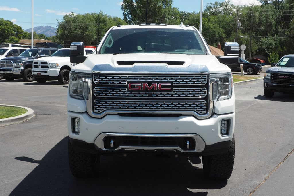 Used 2021 GMC Sierra 2500 Denali w/ Denali Ultimate Package AWD/4WD image 2