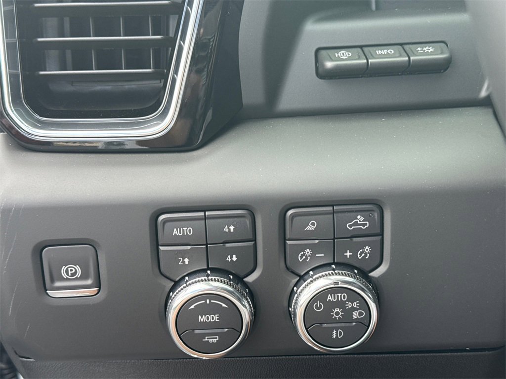 New 2026 GMC Sierra 2500 Denali w/ Denali Reserve Package image 19