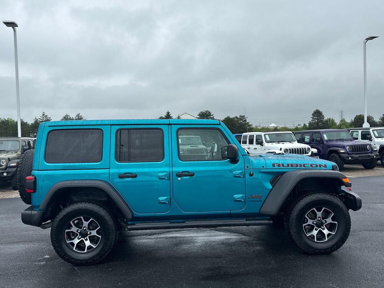Used 2020 Jeep Wrangler Unlimited Rubicon w/ Safety Group AWD/4WD image 2