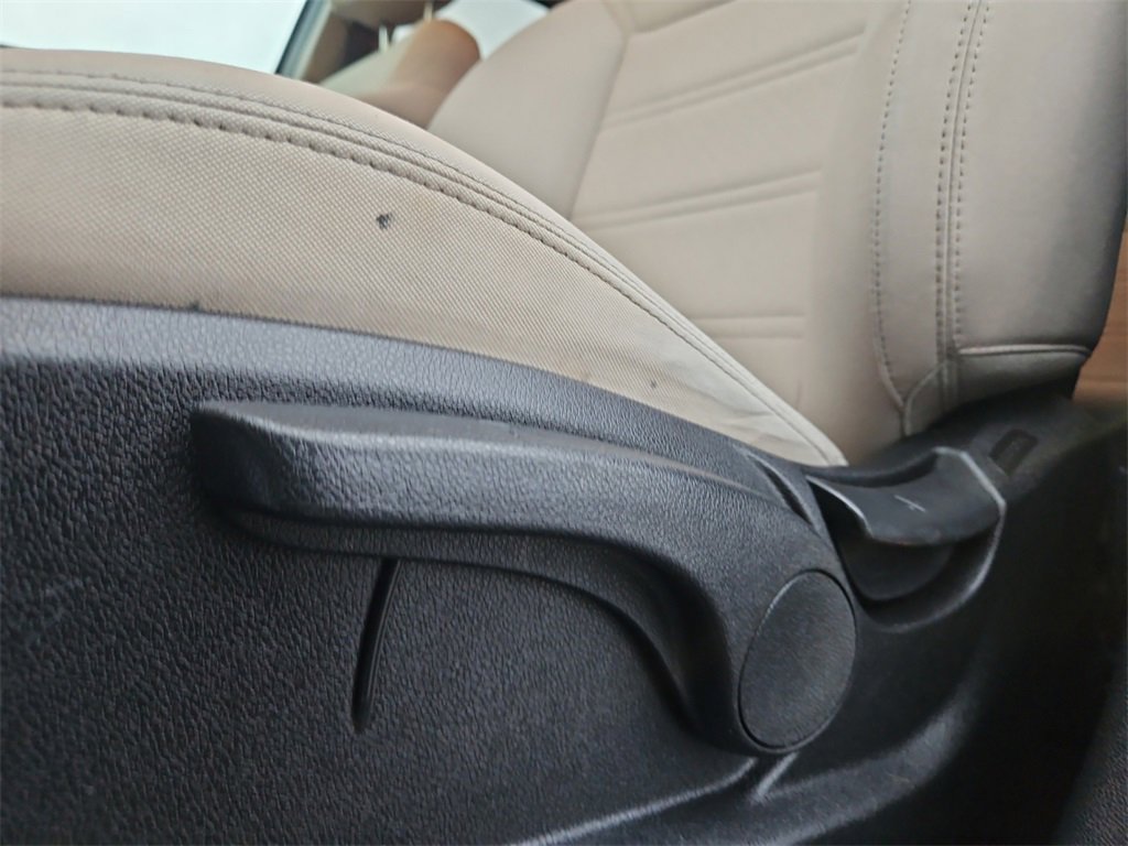 Used 2020 Kia Sorento LX image 33