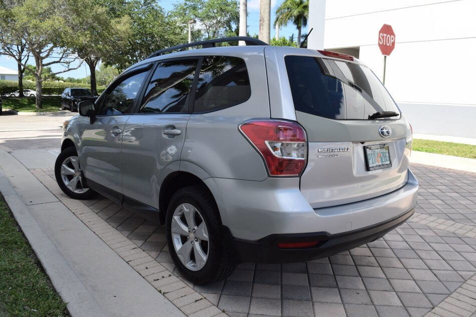 Used 2015 Subaru Forester 2.5i Premium w/ All-Weather Package AWD/4WD image 5