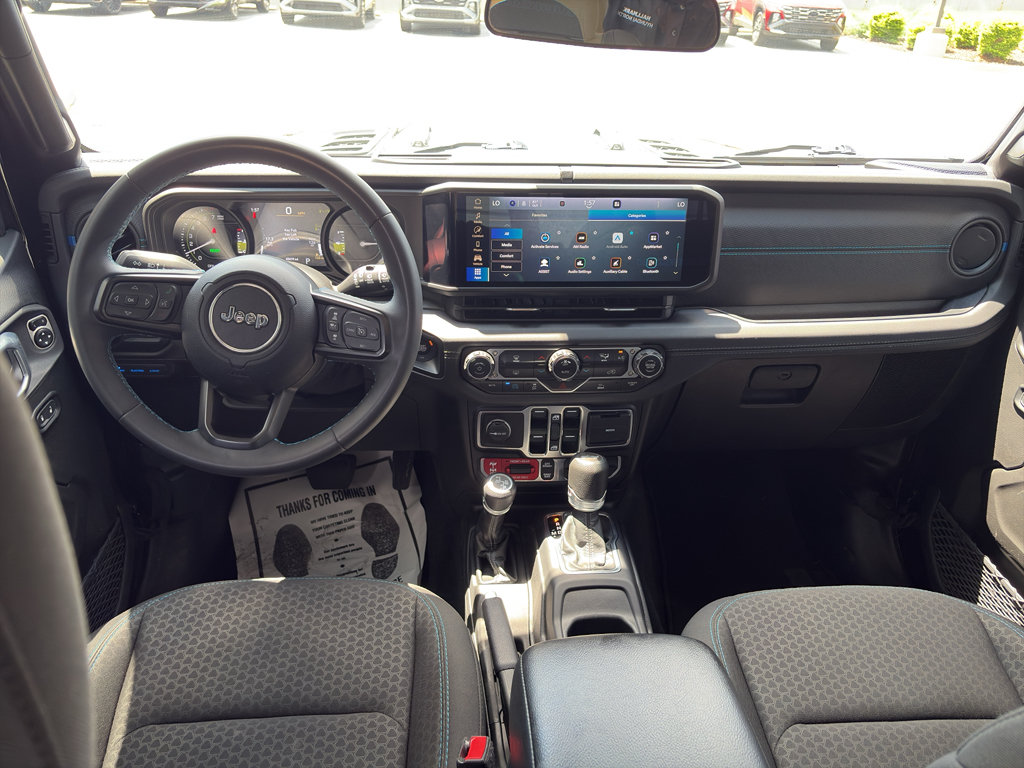 Used 2024 Jeep Wrangler Unlimited Rubicon 4xe AWD/4WD image 10