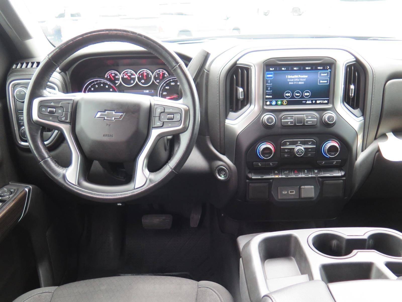 Used 2021 Chevrolet Silverado 1500 RST w/ Bed Protection Package image 15