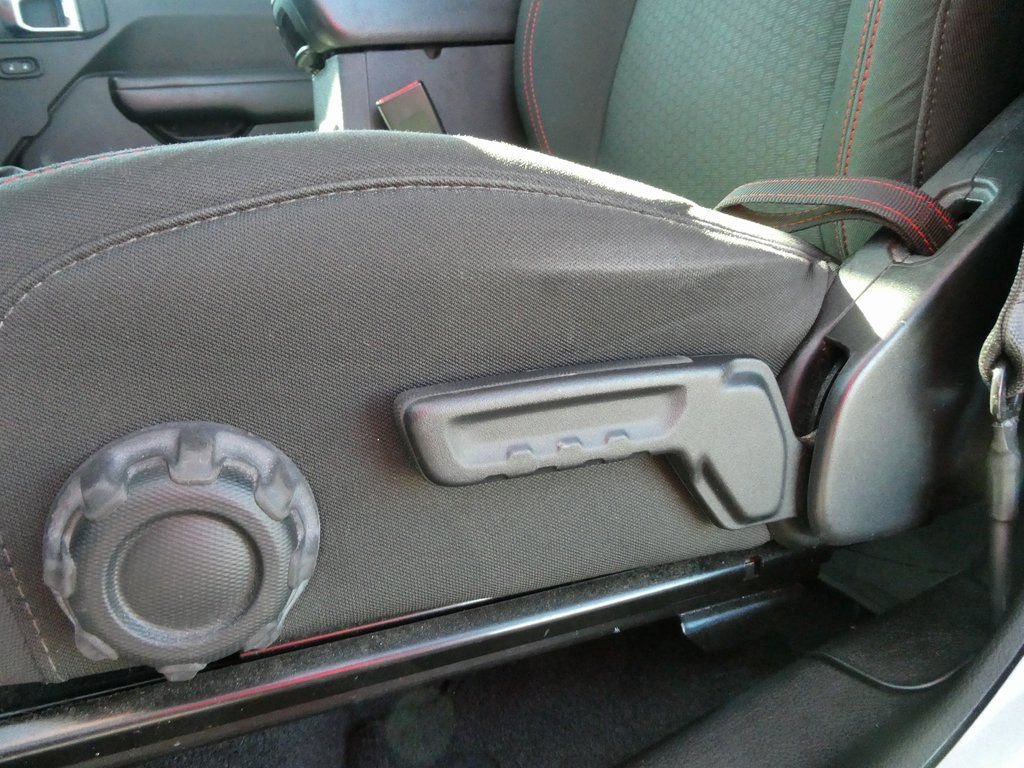 Used 2018 Jeep Wrangler Unlimited Rubicon image 25