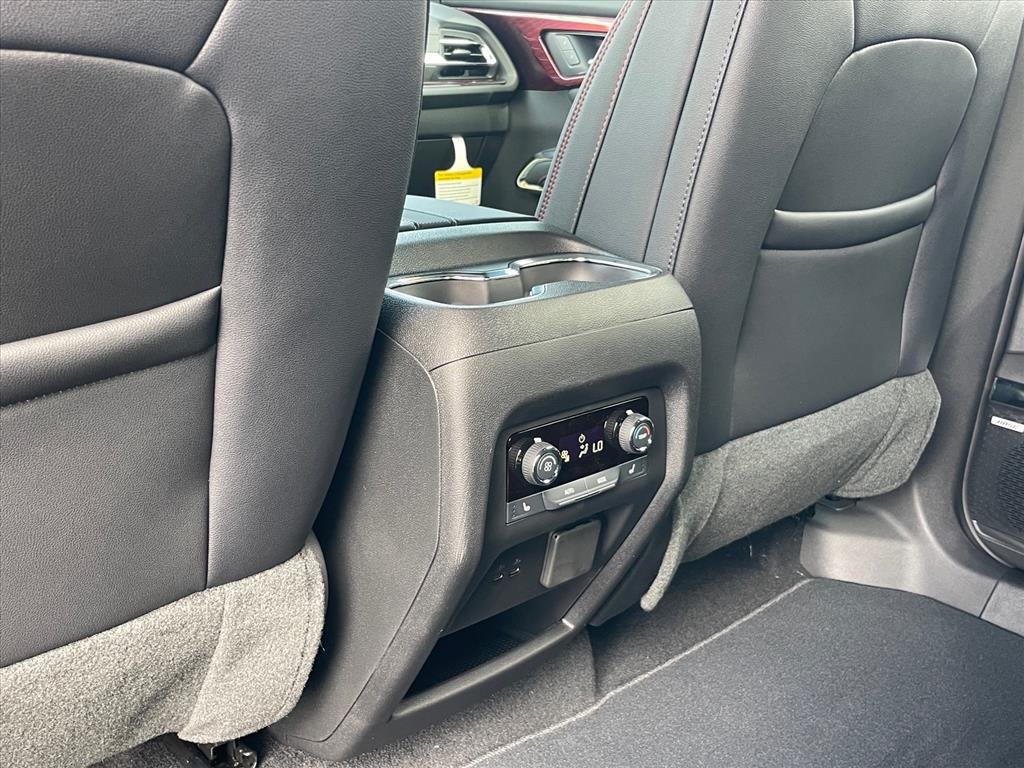 New 2026 Chevrolet Traverse RS FWD image 23