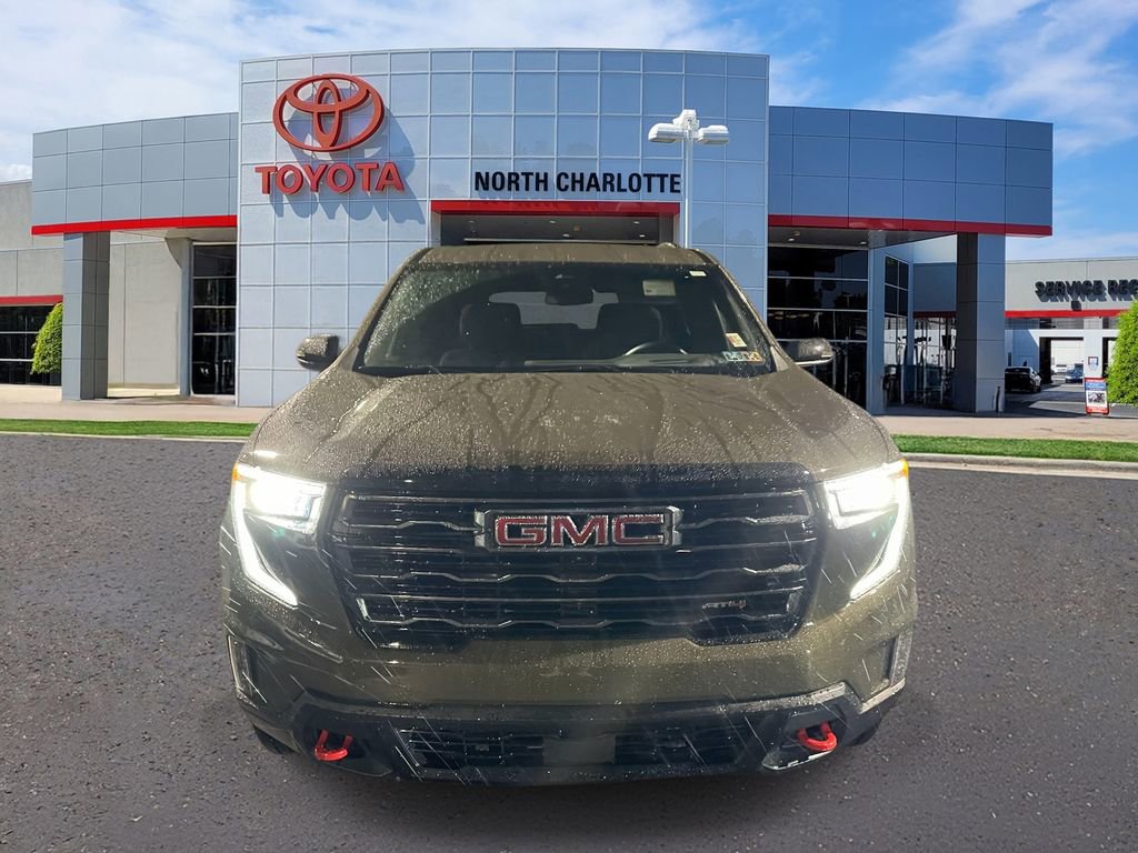 Used 2024 GMC Acadia AT4 w/ Luxury Package image 5