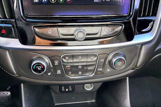 Used 2021 Chevrolet Traverse LT image 15