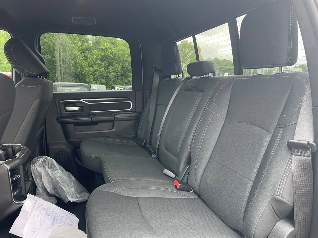 New 2026 RAM 2500 Big Horn AWD/4WD image 9