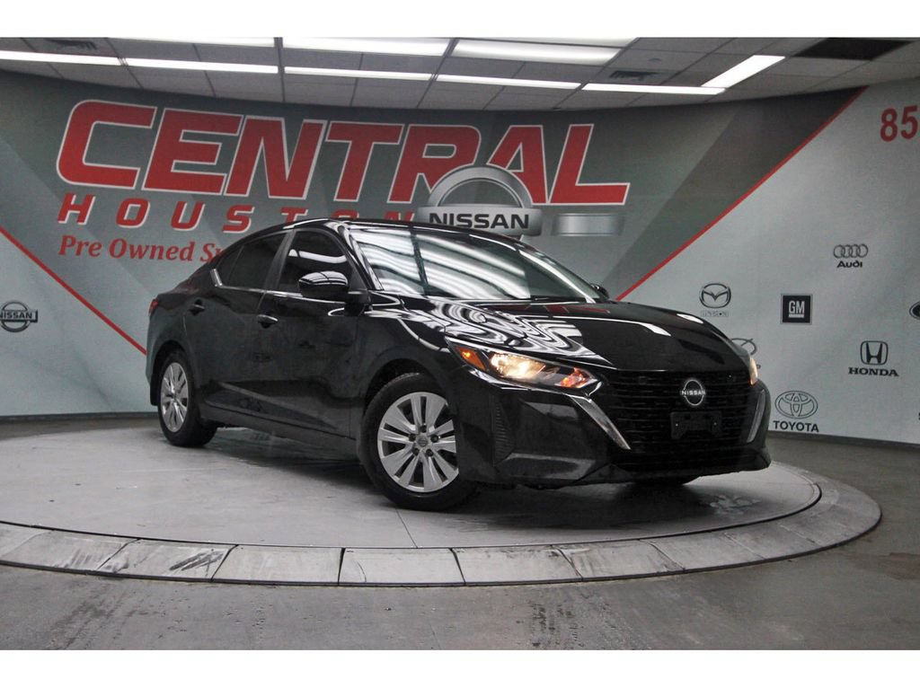 Used 2024 Nissan Sentra S FWD image 1