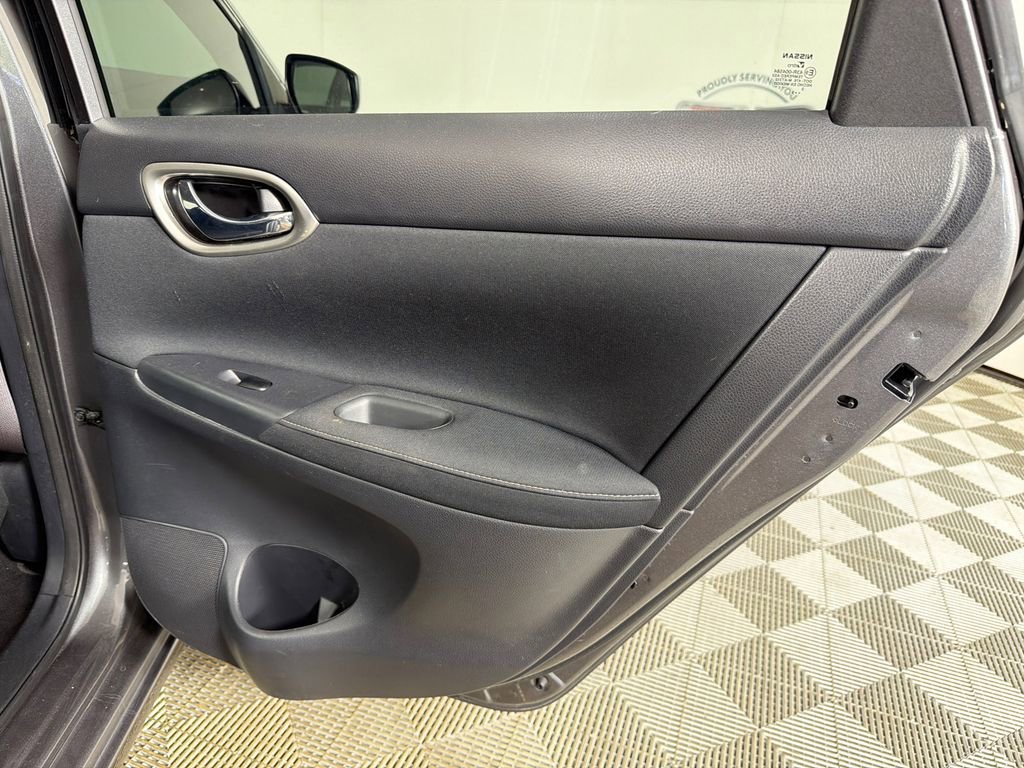 Used 2015 Nissan Sentra S image 16