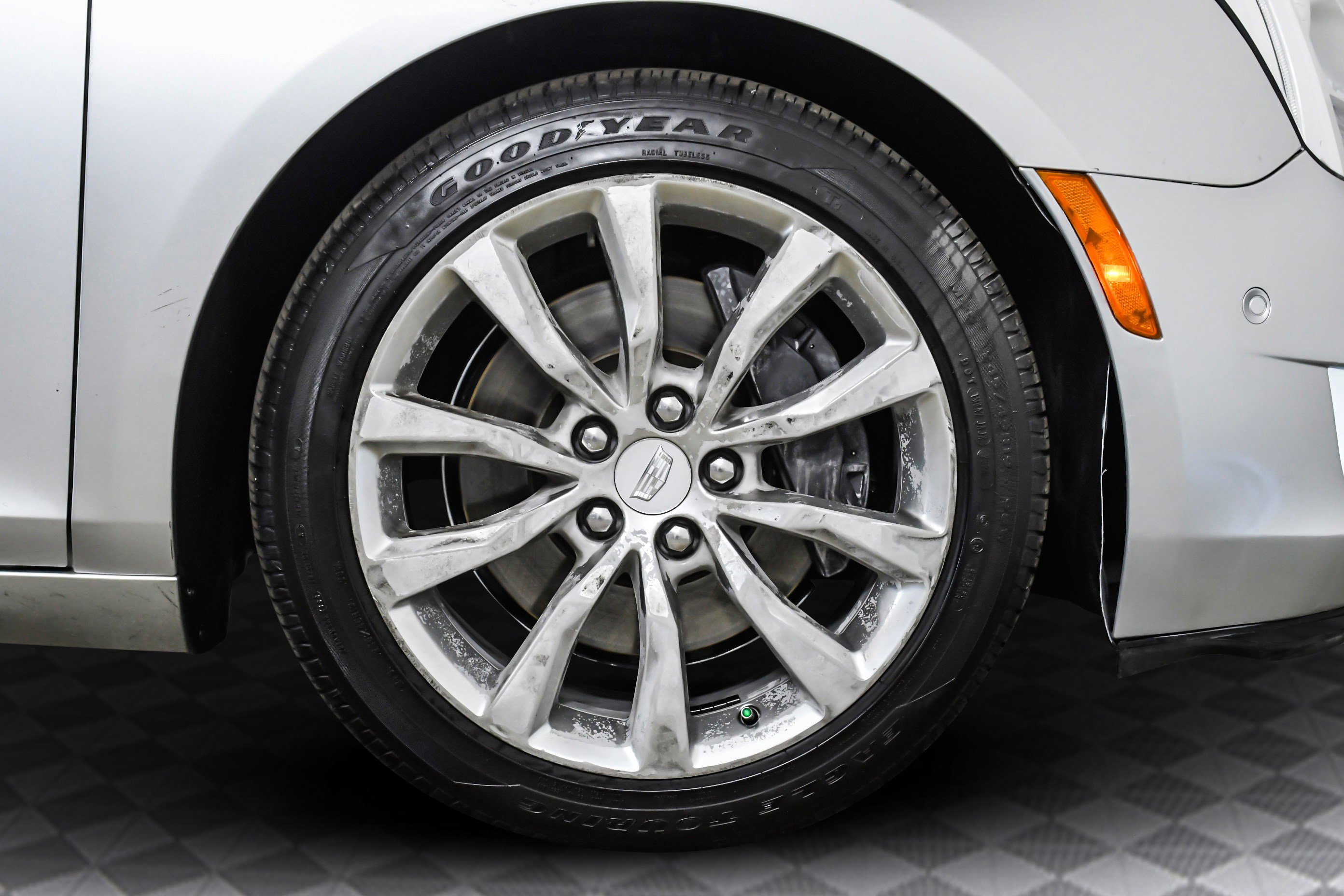 Used 2017 Cadillac XTS Luxury image 34