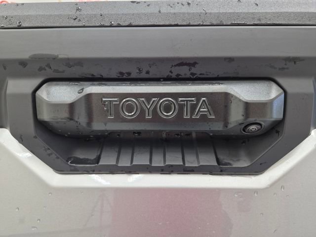 New 2026 Toyota Tundra SR image 28