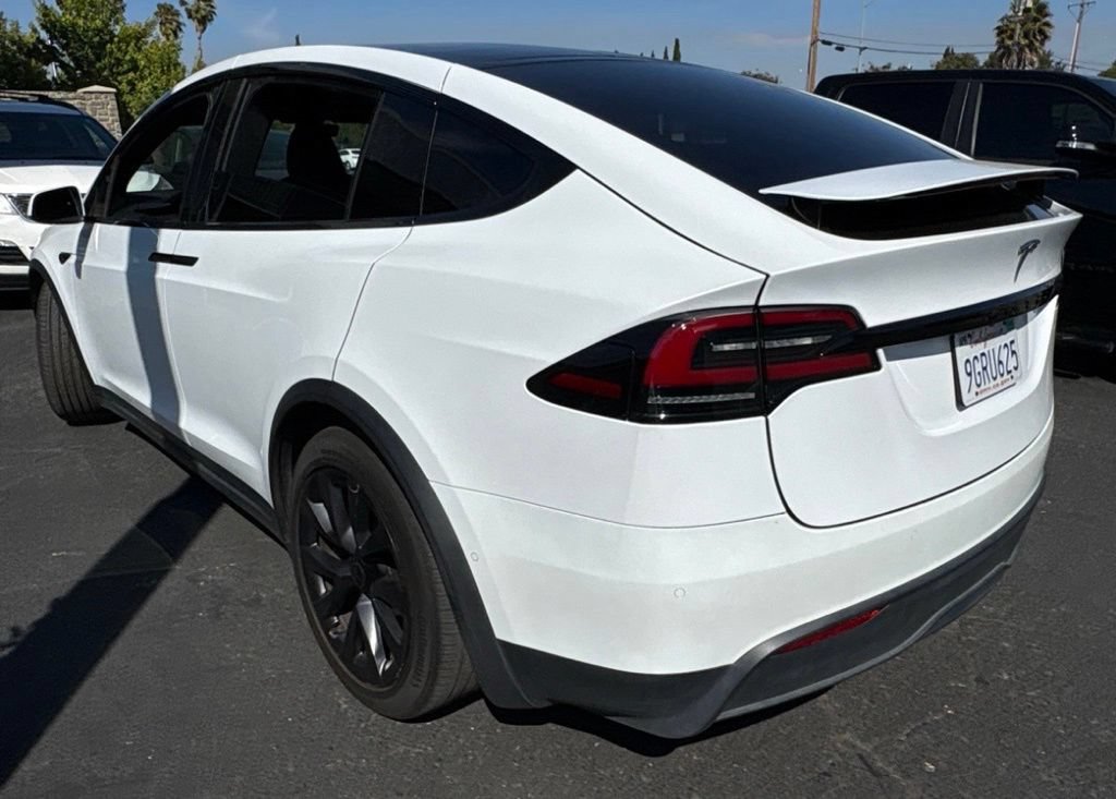 Used 2023 Tesla Model X AWD/4WD image 4