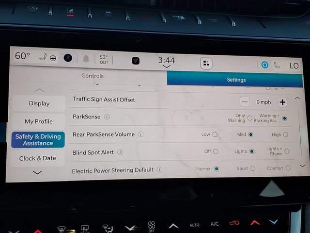 New 2026 Jeep Grand Cherokee Limited w/ Limited Altitude Package image 10