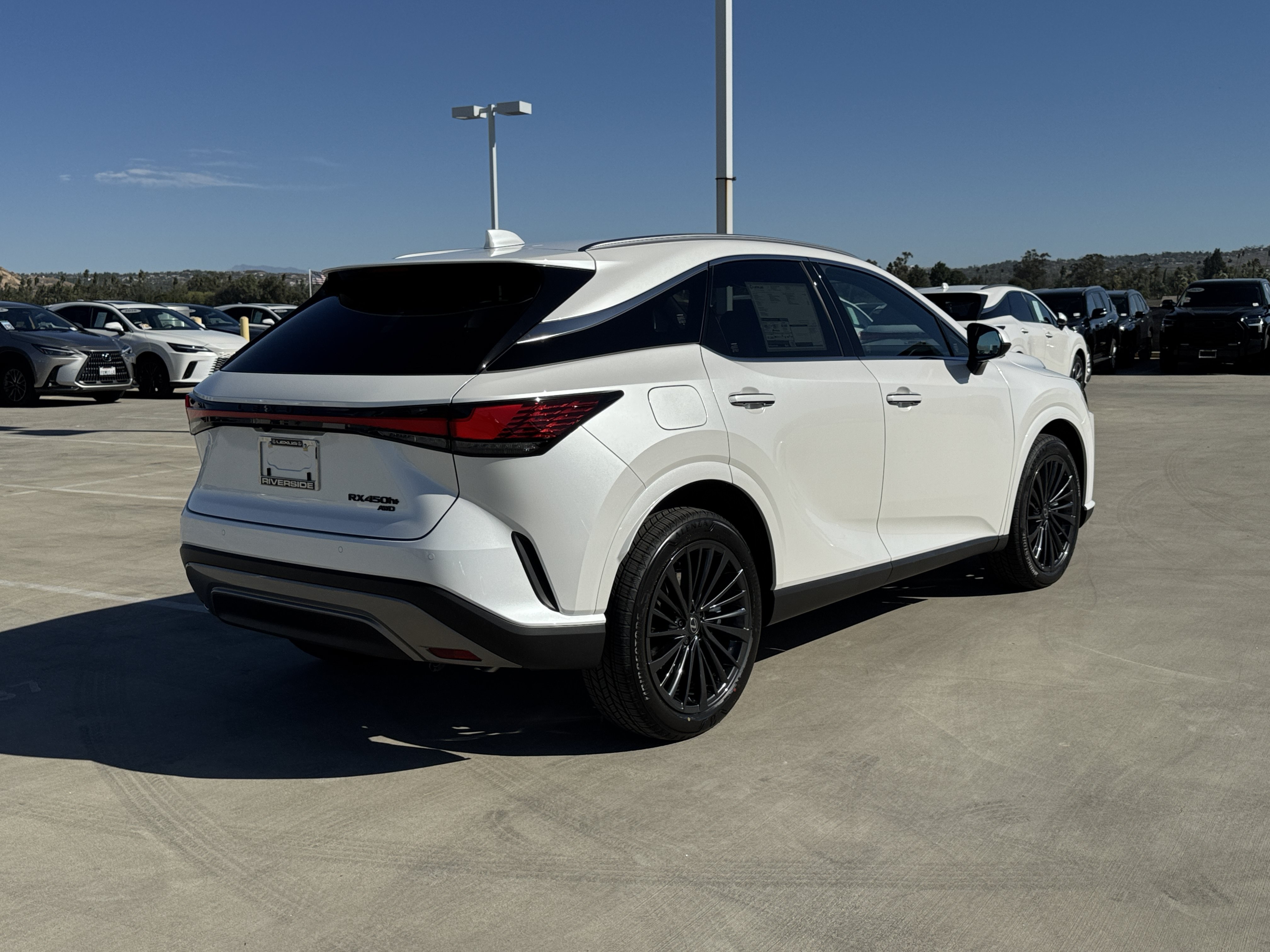 New 2026 Lexus RX 450h AWD w/ Convenience Package image 10