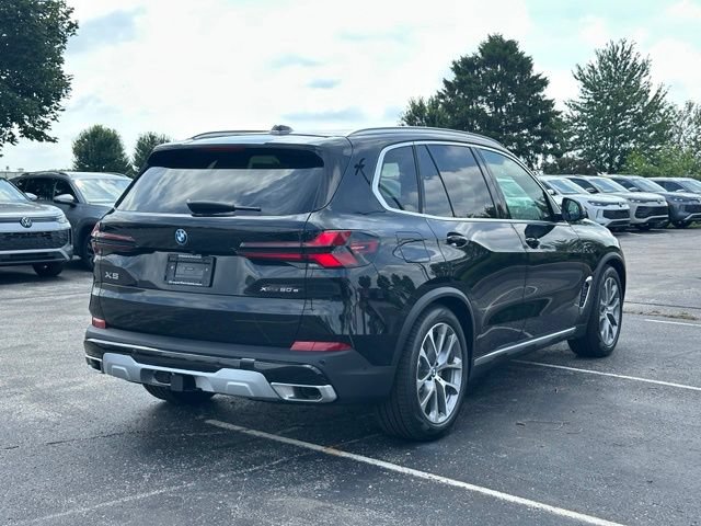 New 2026 BMW X5 xDrive50e w/ Climate Comfort Package AWD/4WD image 10