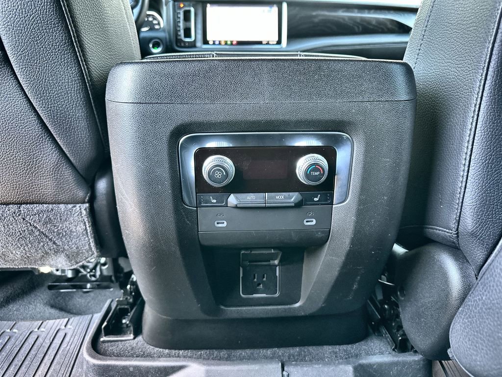 Certified 2021 GMC Yukon Denali image 22