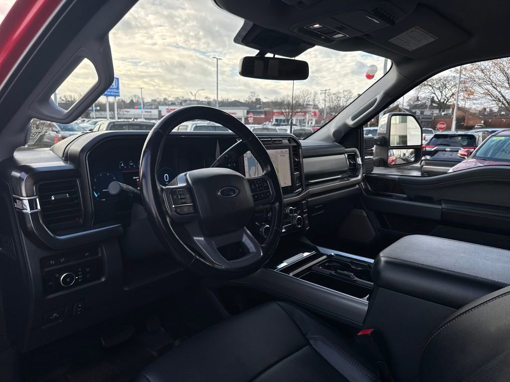 Used 2023 Ford F350 Lariat w/ Chrome Package image 14