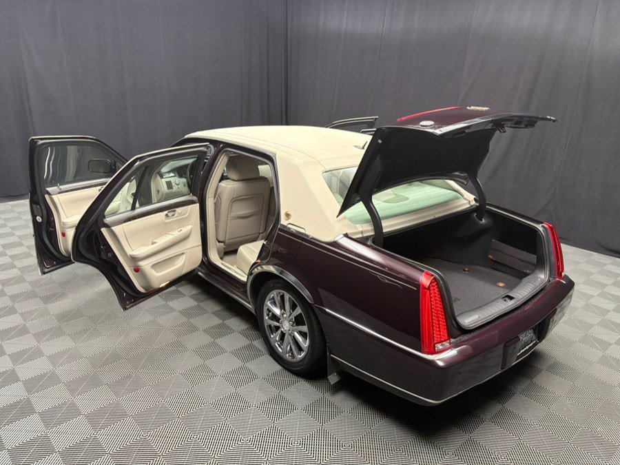 Used 2008 Cadillac DTS Luxury I FWD image 19