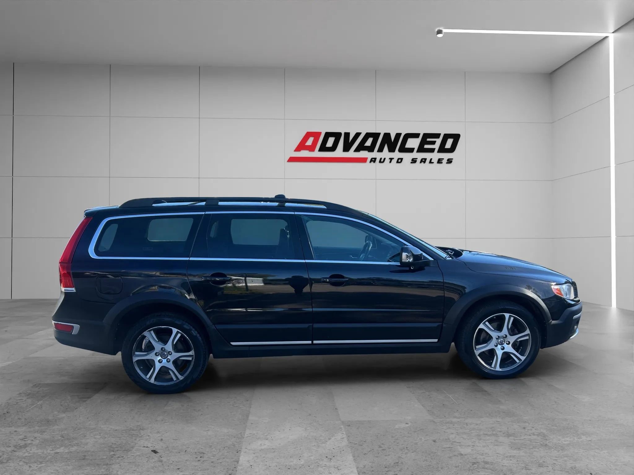 Used 2015 Volvo XC70 T6 image 8