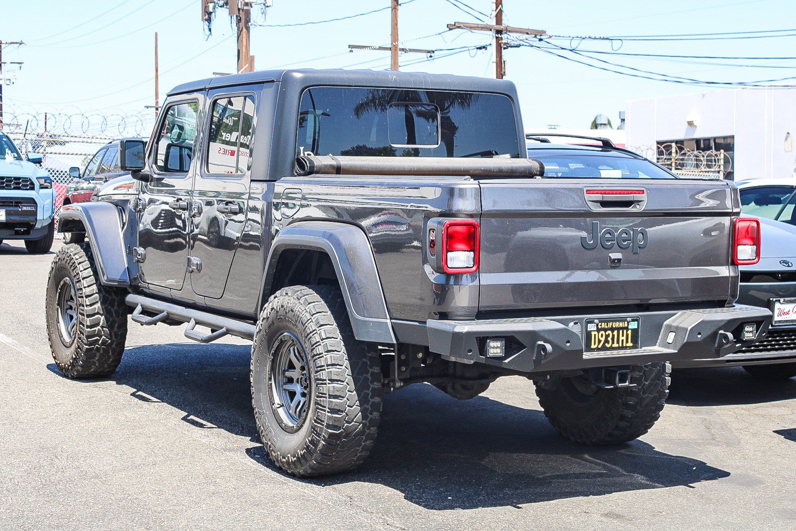 Used 2020 Jeep Gladiator Sport w/ Quick Order Package 24S AWD/4WD image 9