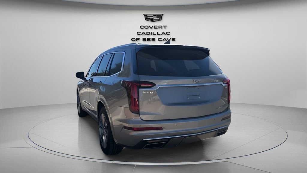 Used 2022 Cadillac XT6 Premium Luxury image 7